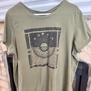 Torrid army green and black graphic tee moonphases size 2
